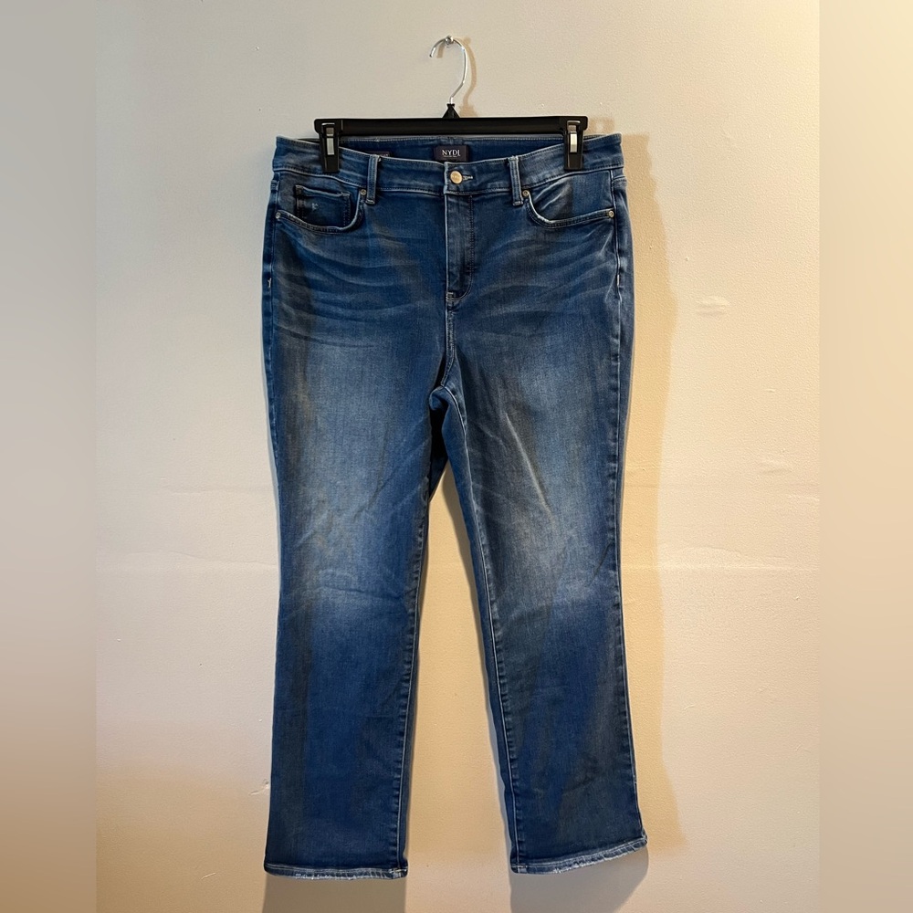 👀 LAST CHANCE 👀 NYDJ Marilyn Straight Jeans